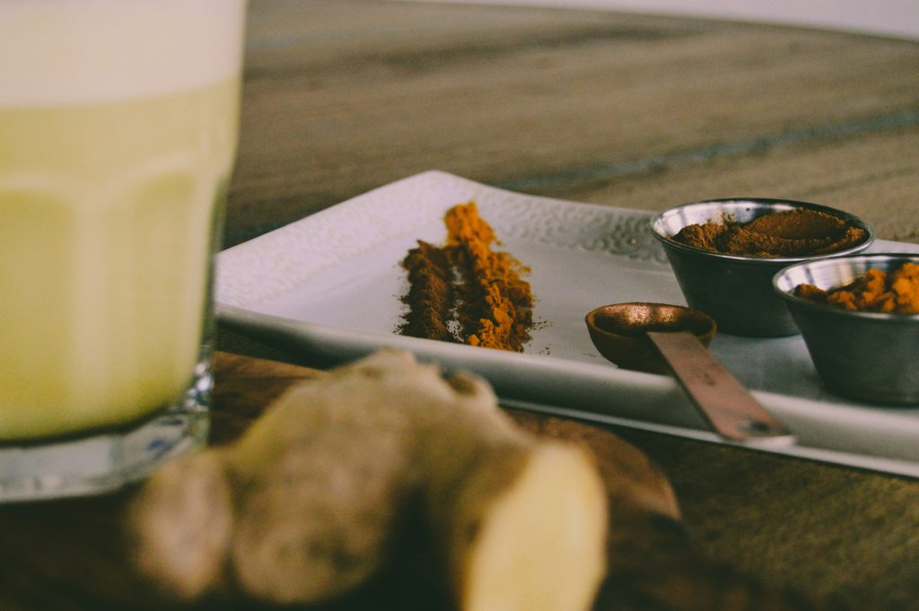 مواد اولیه برای تهیه دمنوش سرماخوردگی