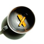 چوب دارچین در فنجان