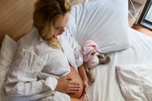 حالت تعوع سحبگاهی بارداری که زنجبیل می تواند به آن کمک کند