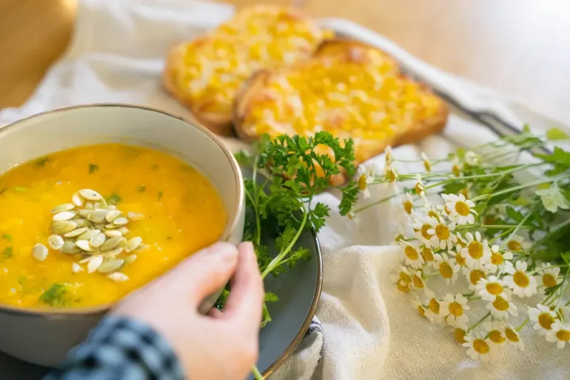 طعم دهنده و ادویه ها و گیاهان دارویی