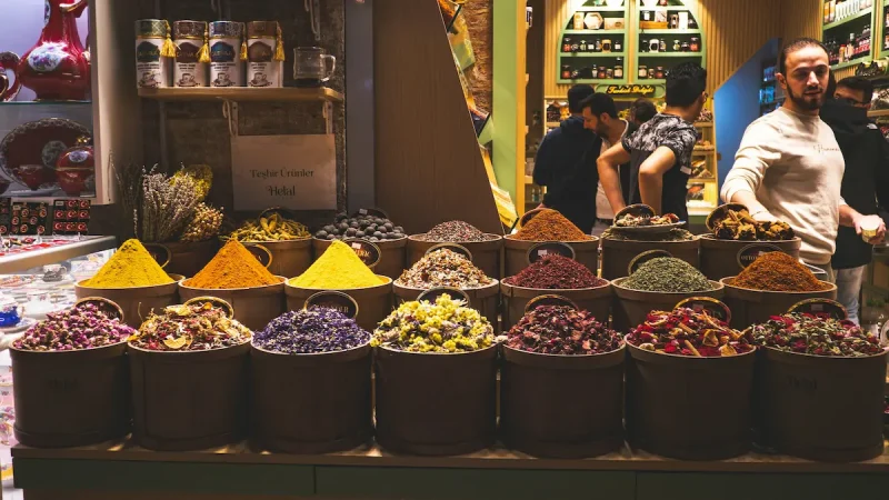 ادویه فروشی در بازار هند