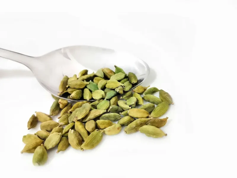 یک قاضق چای خوری هل