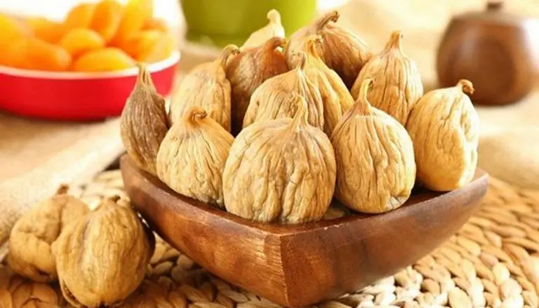 یک ظرف انجیر خشک با خواص عالی